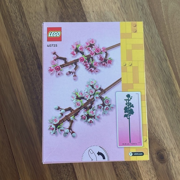 NWT - LEGO cherry blossom branch set - Picture 2 of 6